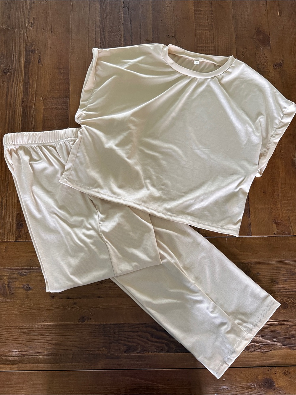 Women’s Cream Lounge Set - Relaxed Top & Elastic Waist Pants - Picture 1 of 1